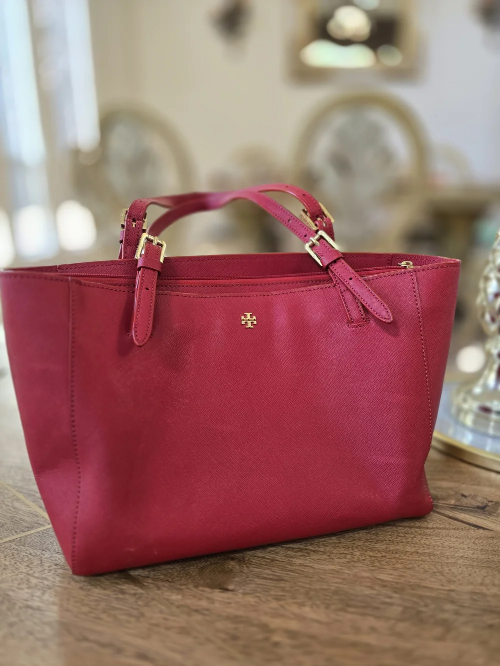 Tory Burch sleek tory